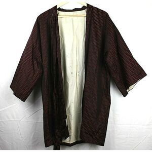 KANEBO Lined Kimono Style Red and black Robe w/ Belt 34" Japan 100% silk Vintage